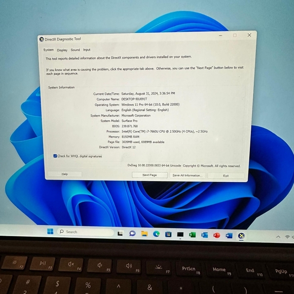 Microsoft Surface pro - Picture 2 of 6
